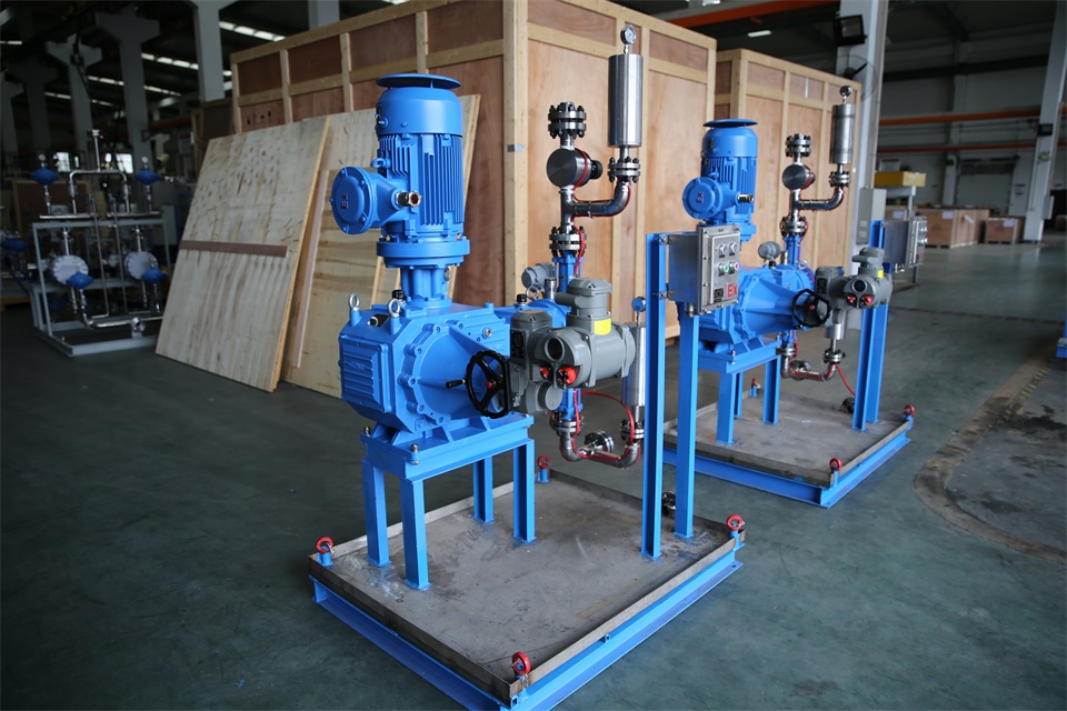 Offshore platform dosing device